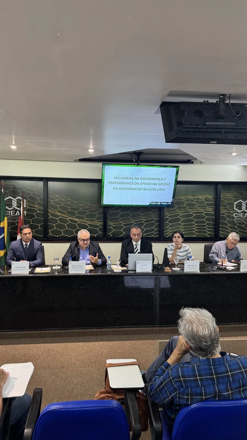 Diálogo sobre indústria, governança e desenvolvimento econômico no Amazonas.