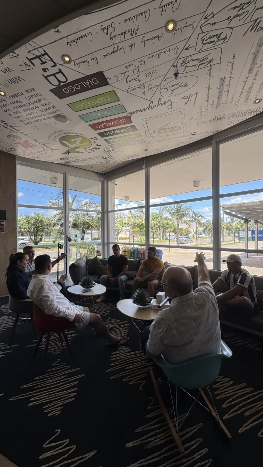 Reunião com lideranças empresariais de Sinop e diálogo sobre oportunidades com a China.